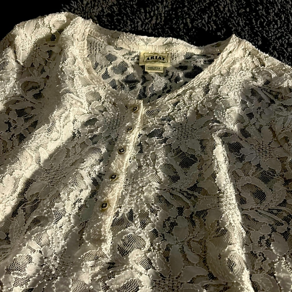 Lace typa shirt